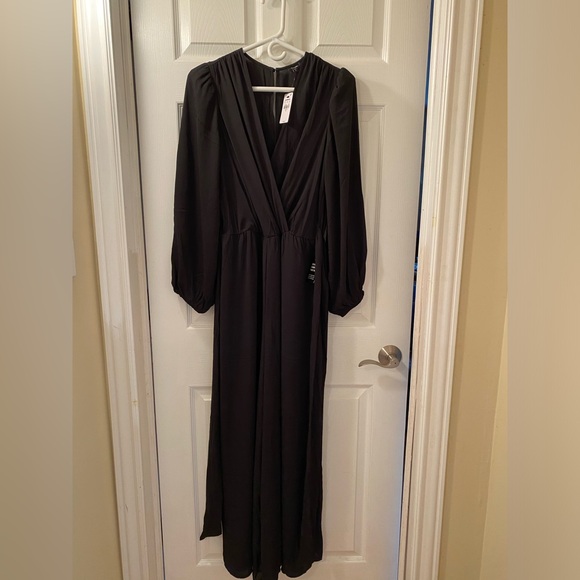 EXPRESS Women’s Black Wide Leg Jump Suit NWT - Picture 1 of 6